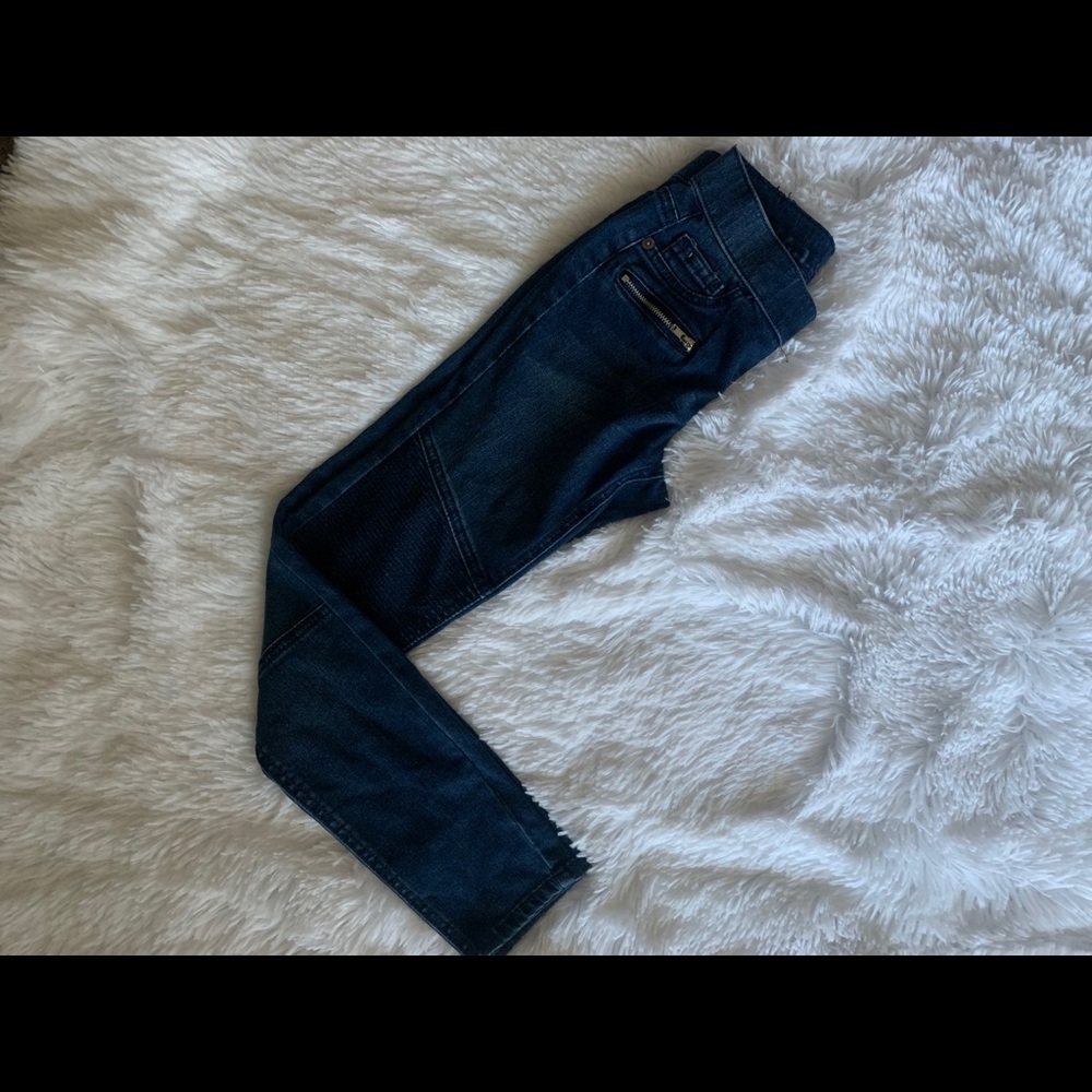 Girl’s jeans